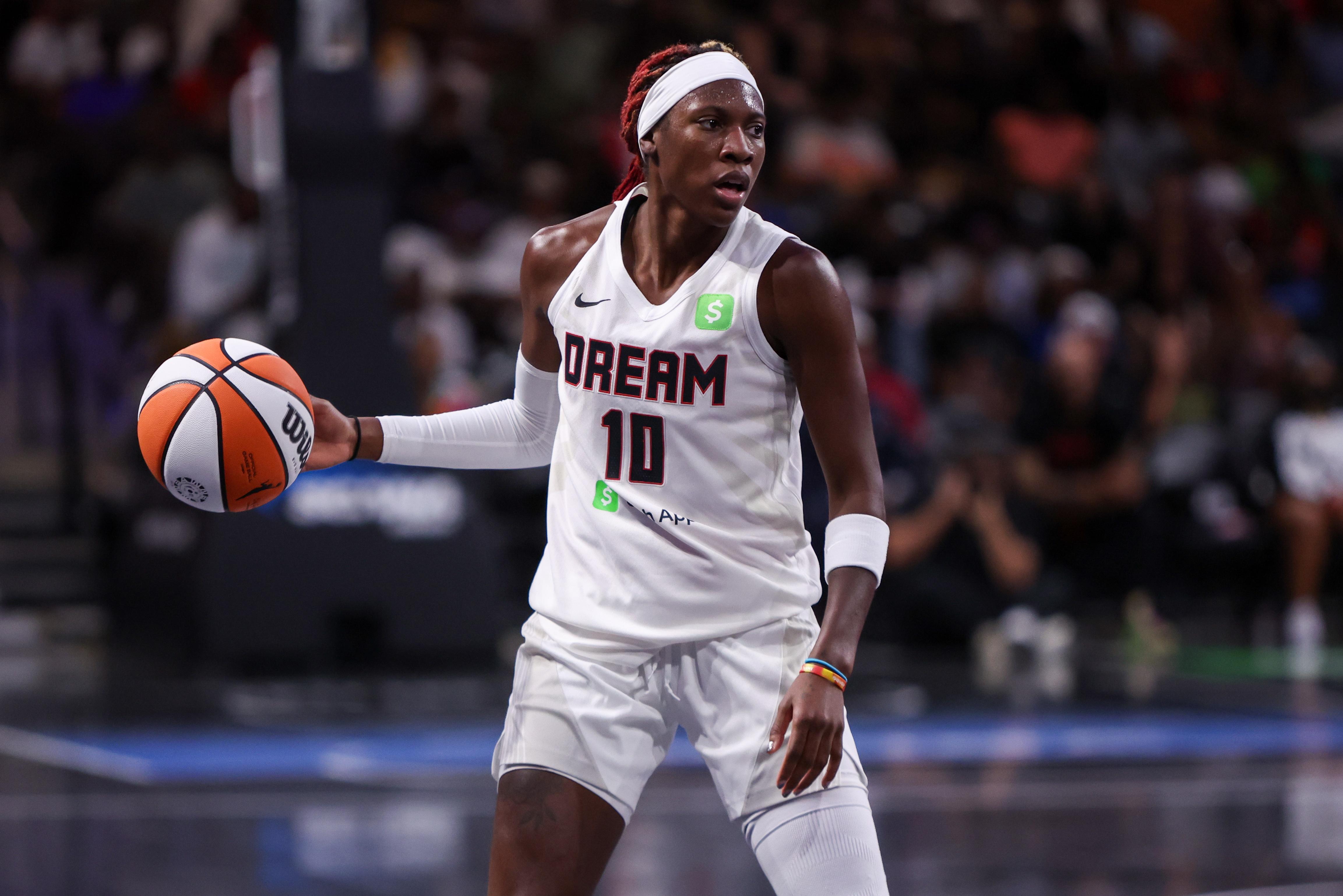 炸裂！WNBA梦想队瑞尼-霍华德半场15中10&amp;amp;三分10中7砍下29分